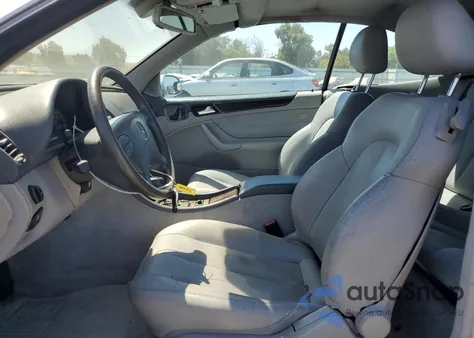 2000 Mercedes-Benz Clk 430 z USA, uszkodzony, nr VIN WDBLK70G1YT031649